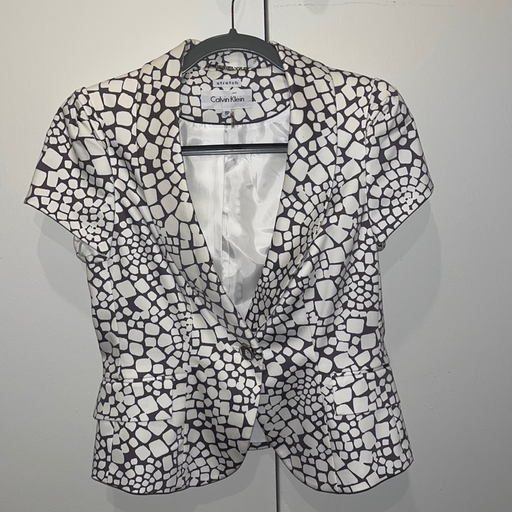 Calvin Klein Giraffe Print Short Sleeve Blazer